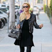 Paris Hilton runs errands in Beverly Hills | Picture 111765